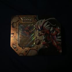 Pokemon Trading Card Game Slashing Legends Tin