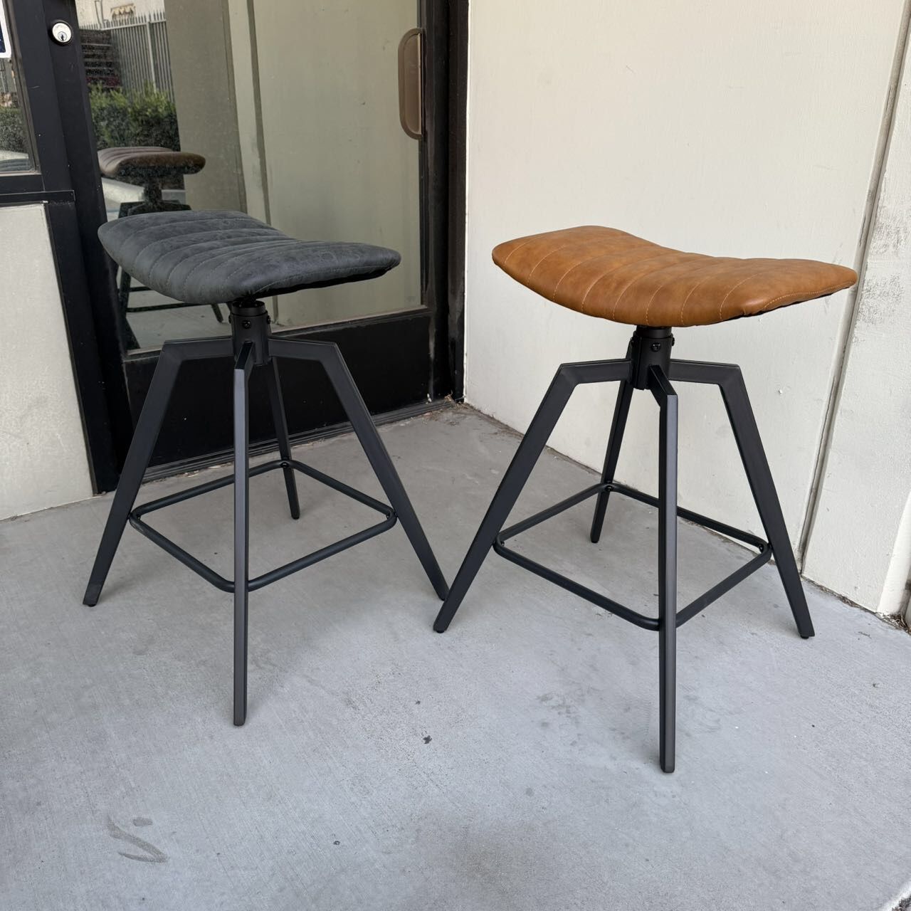 Brand New Bar Stool Chair