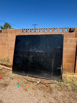 Pickup truck bed cover