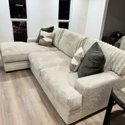 Sectional Couch 