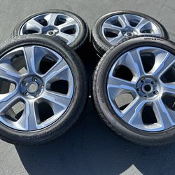 21” Range Rover Land Rover Factory Wheels Rims and Tires 275/45R21 Sport Discovery HSE Defender Velar