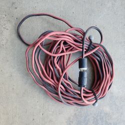 100 Ft Heavy Duty Extension Cord