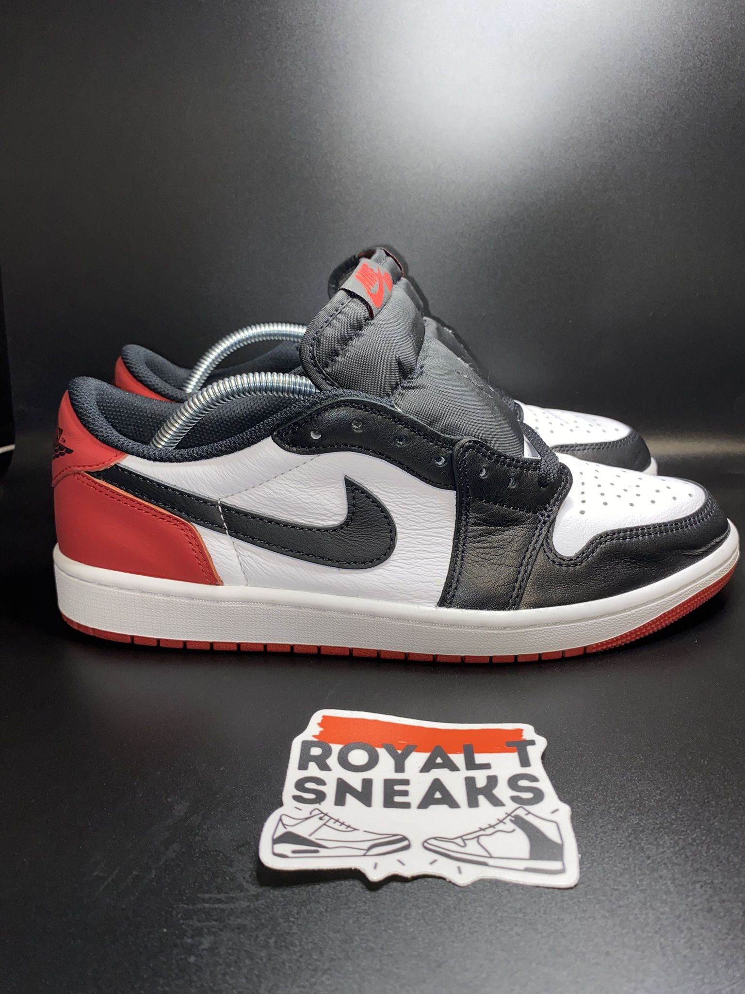 Jordan 1 Low OG Black Toe