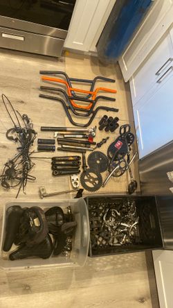Lots of used bike parts NEED GONE send OFFERS
