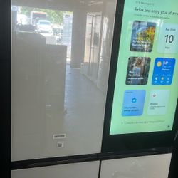 Samsung Bespoke 29 cu.ft. 4-door Flex French Door Smart Refrigerador With Family AI Hub.