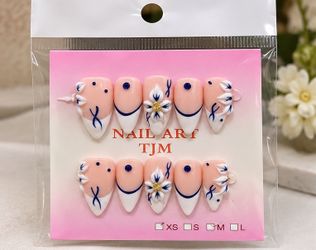 Nail Art TJM Press-On Nails Set