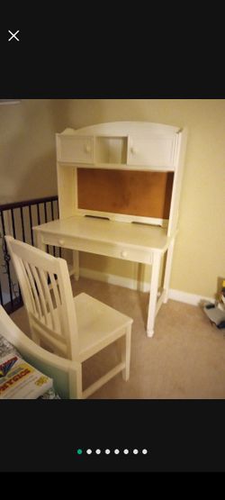 White Desk With Study Carrel And Bulletin Board