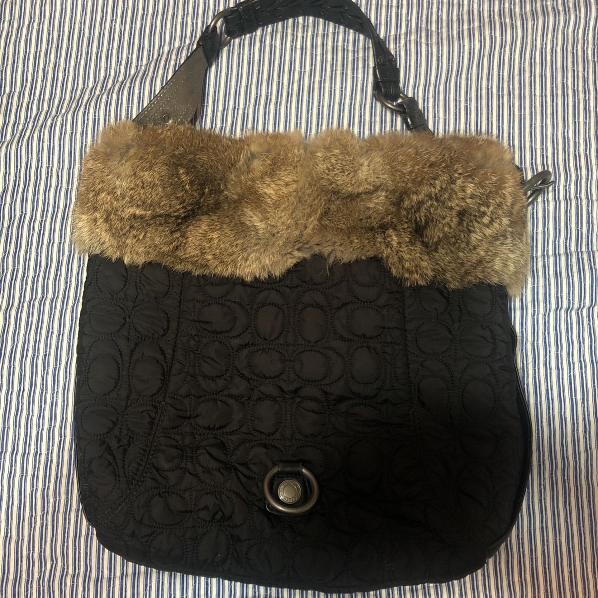 Gorgeous Coach Shoulder Bag