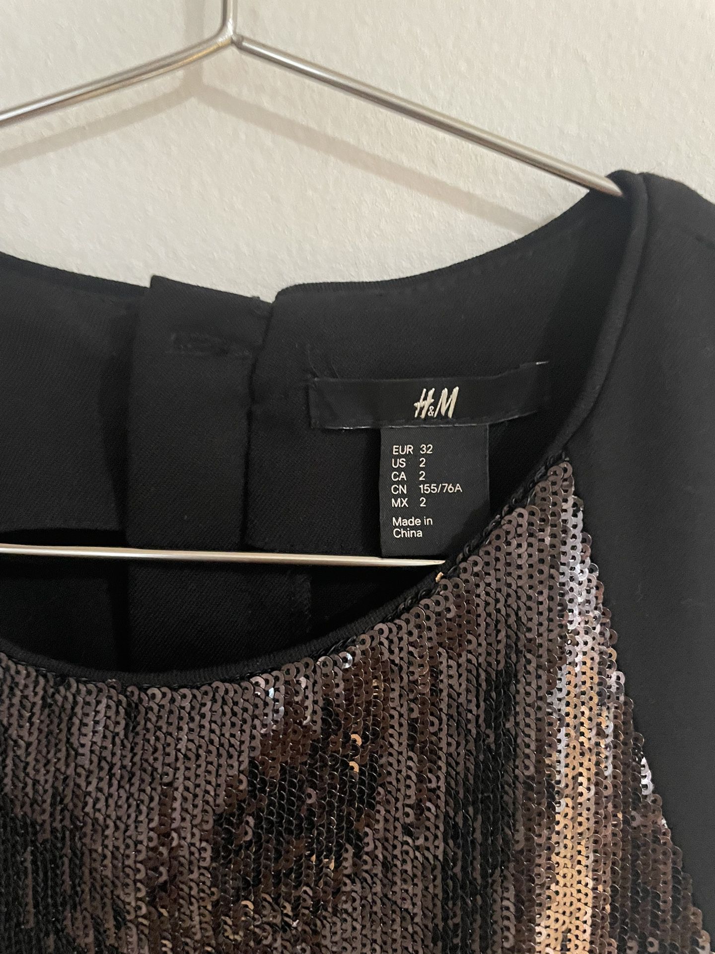 H&M Sequin Mini Dress for Sale in Seattle, WA - OfferUp