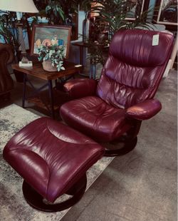 Swivel Lounge Recliner + Ottoman