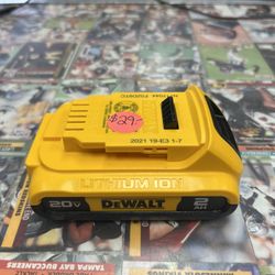 Dewalt DCB203 20V Battery