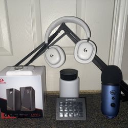 Blue Yeti setup, Logitech G735 , Stream Deck, Speakers, Echo Dot