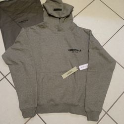 Dark Oatmeal Essential Sweater 