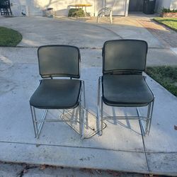 Free -5 metal stackable chairs
