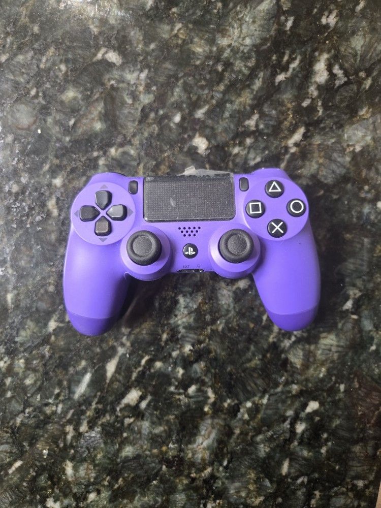 PS4 Controller 