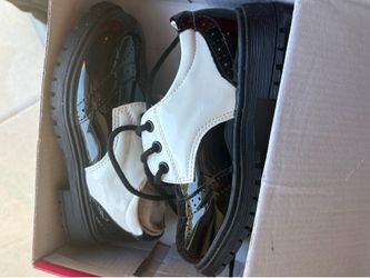 Black and White Oxford Shoe