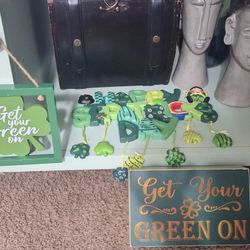 St Patrick's Day Decor Lot