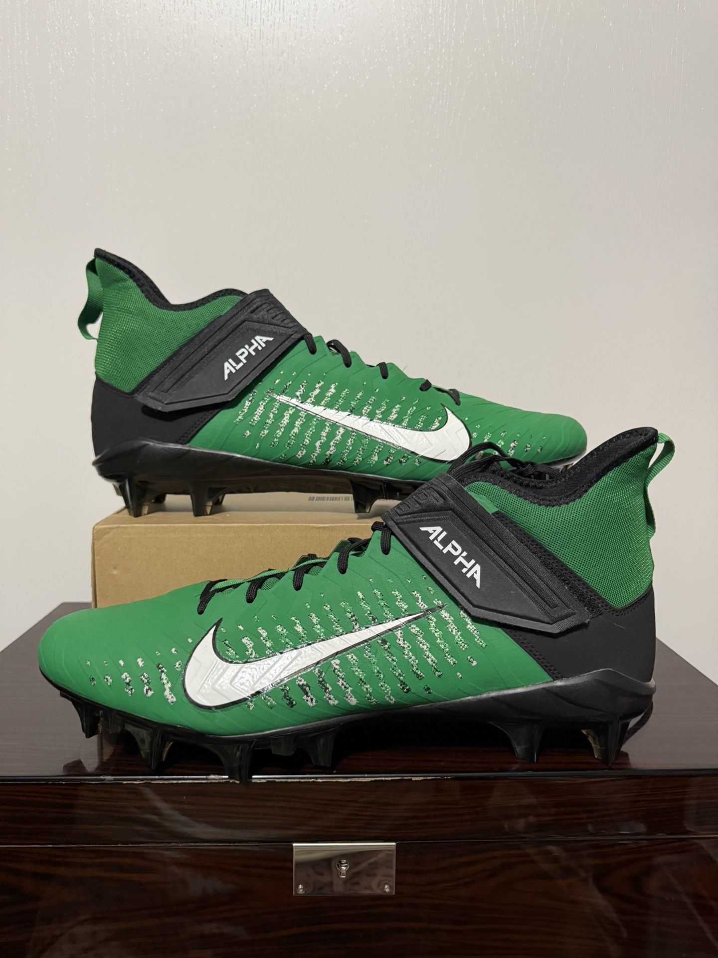 Nike Alpha Menace Pro 2 Mid Men's Size 18 Pine Green Football Cleats AQ3209-301