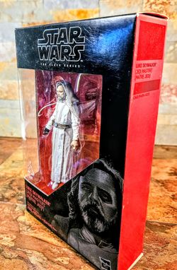 2017- Star Wars • The Black Series -Luke Skywalker ( Jrdi Master ) • The 3.75" Figure Is Made Of Plastic & Comes In Exclusive Packaging • 4-Yrs. Up.