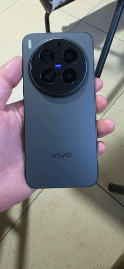 Vendo o Cambio ‼️
Vivo X300 Pro 
512gb
16gb RAM
Desbloqueado 
Bateria 100%
Como Nuevo
Caja Cargador y Funda

Cambio con Diferencia a mi Favor 👈🏻