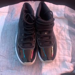 AIR JORDAN 11 RETRO