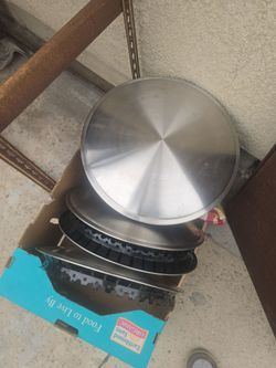 Solid hubcaps