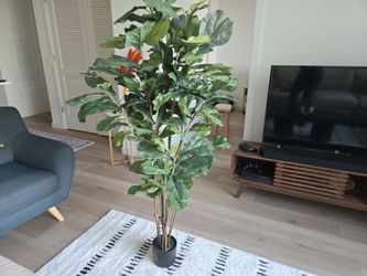 Artificial potted fiddle leaf tree