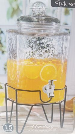 1.5 Gallon beverage dispenser