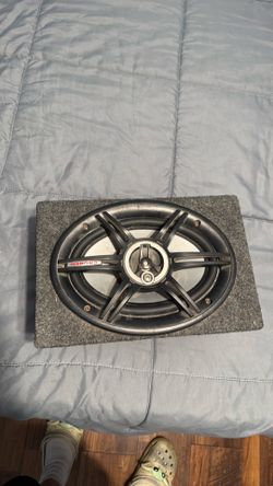 CRUNCH 6X9 Speaker In Custom Box