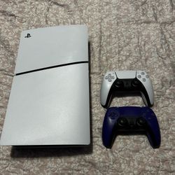 PS5 Slim (2023) 