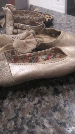 Toddler shoes size 8