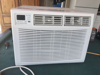 Air conditioner 15k btu cool living