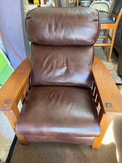 Stickley leather recliner