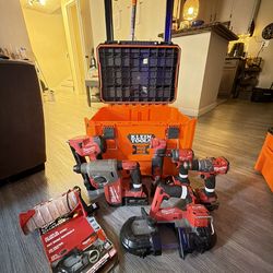 Milwaukee M18 Fuel/ Klein Bundle