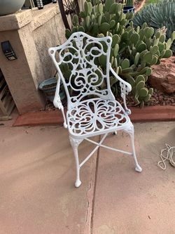 White Cast Aluminum Ornate Patio Armchair