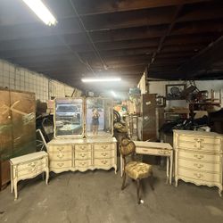 Antique 5 Piece Bedroom Set