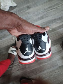 Jordan 4 size 11