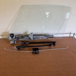 Tr Six Passenger Door, Glass Window, Regulator And Hardware