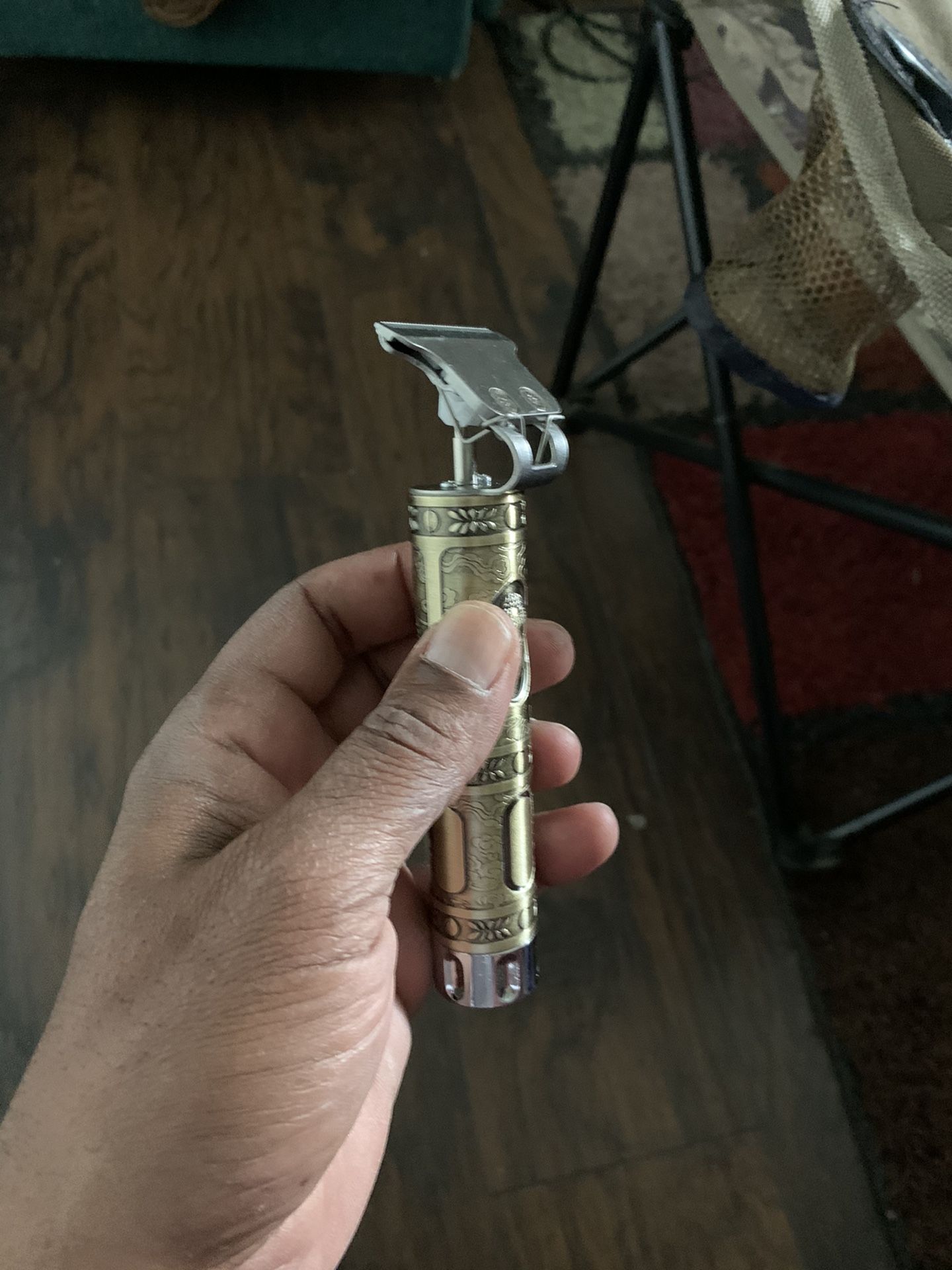 Sharp clippers