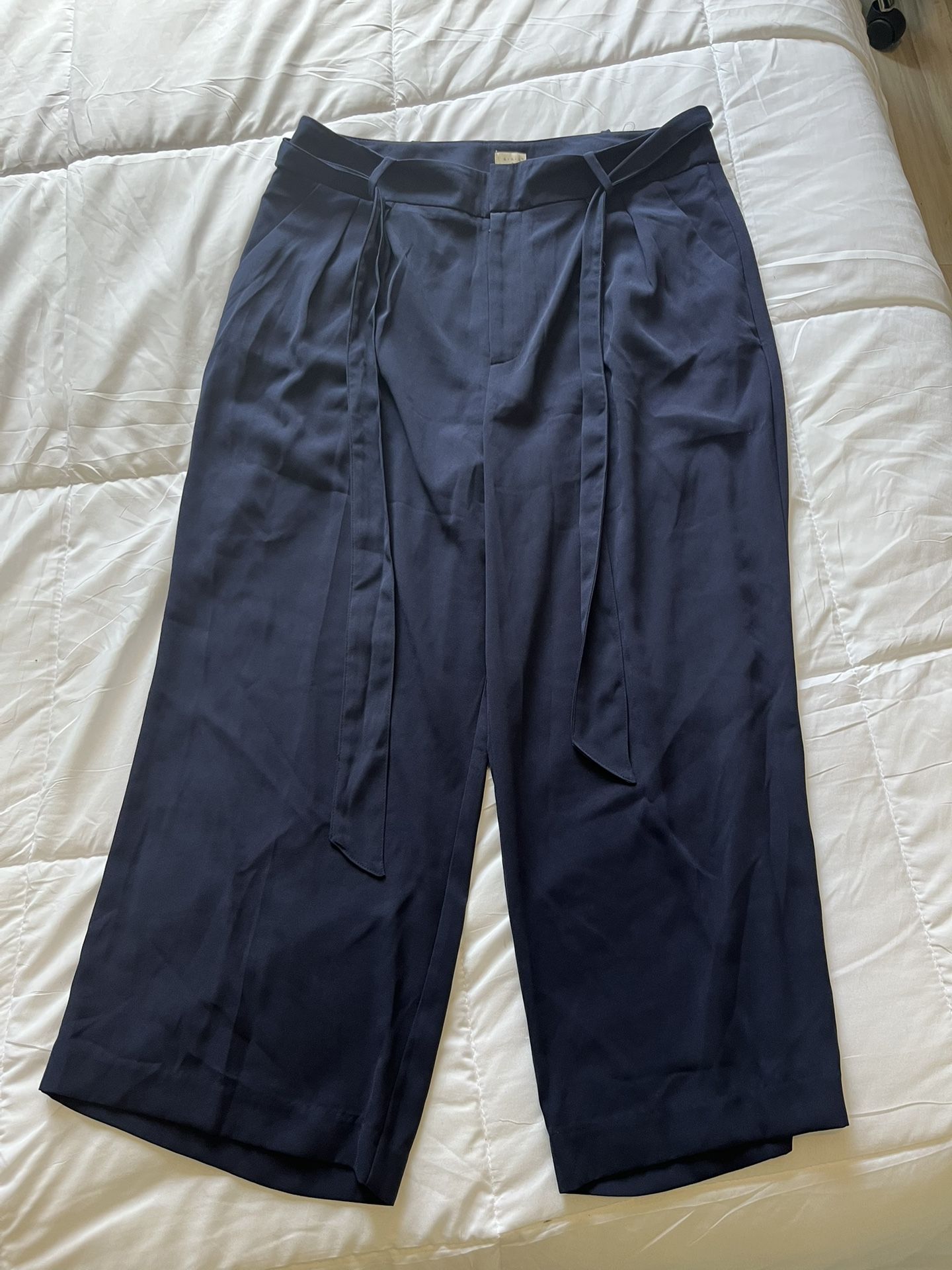 Women’s A New Day Navy Blue Belted Swing Gaucho Pants - Size 14