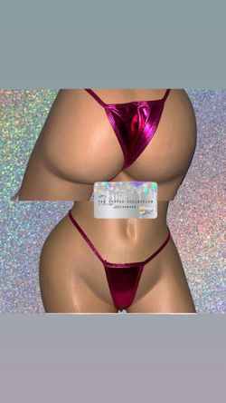 {EXOTIC DANCE/ CLUB/ RAVE WEAR}: FUCHSIA METALLIC THONG & PAIR OF NIPPLE COVERS