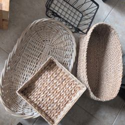 Assortment Of 4 Baskets