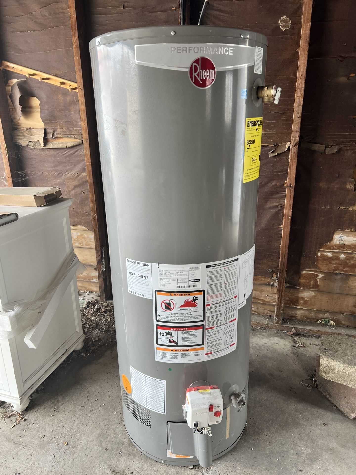Grey RHEEM Water Tank for Sale in Chicago, IL - OfferUp