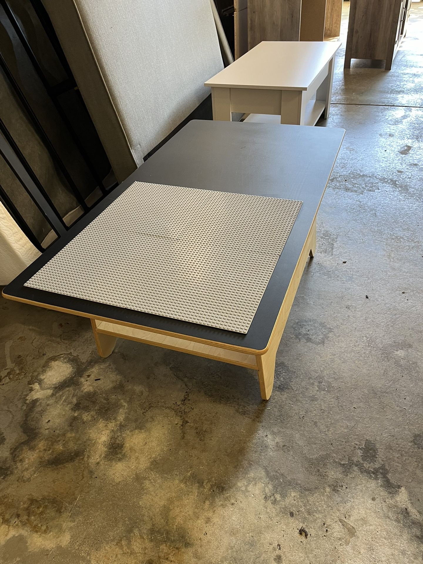 Lego Table Huzi Brand