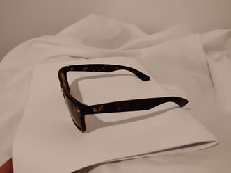 ray ban sunglasses