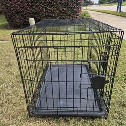 Medium Wire Dog Crate with Double Doors