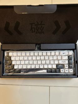 Brand New Polar 65 HE Magnetic computer RBG Keyboard