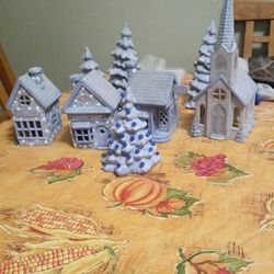 REDUCED PRICE Vintage Lighted Ceramic Village, Cross Posted, North Riverside 