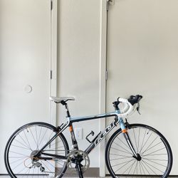 Felt 1.3 Series ZW Full Carbon Road Bike 