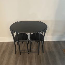 Minimalist Dining Table With Wine Rack